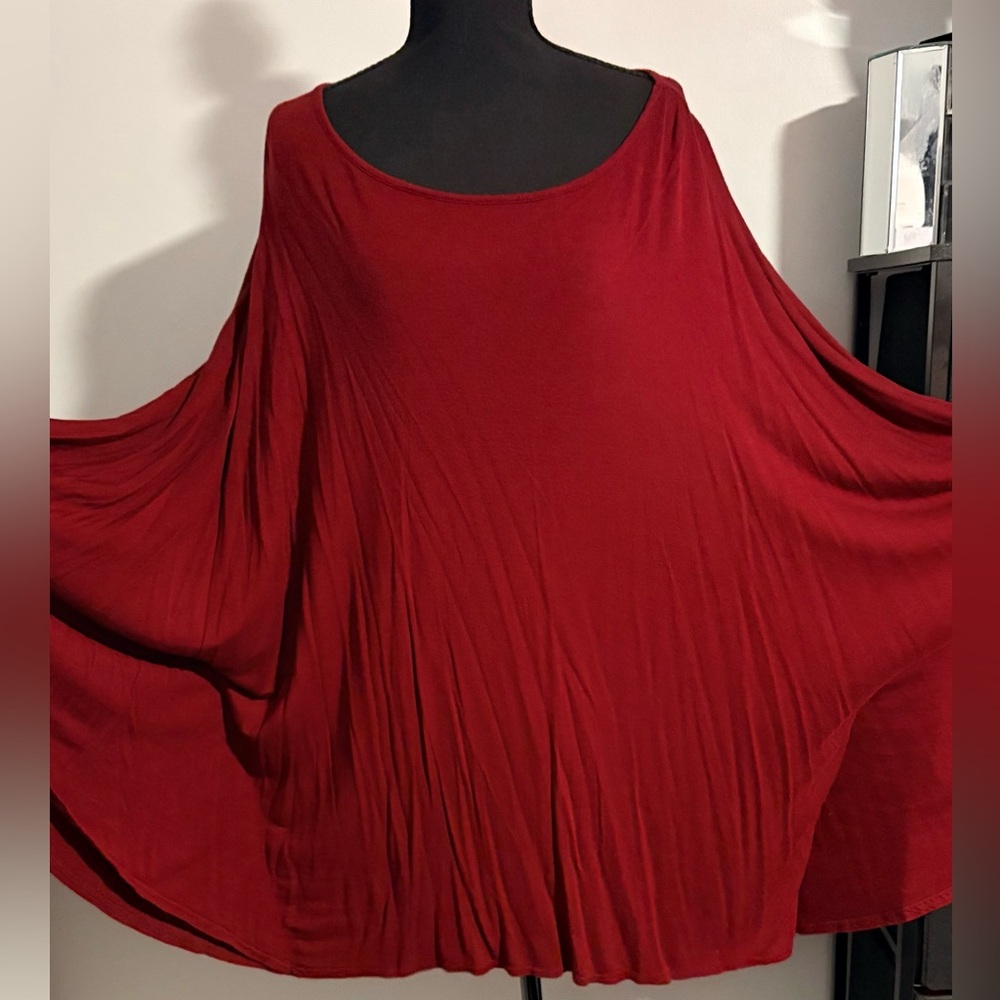 Boohoo Flowing Burgundy Tunic Top